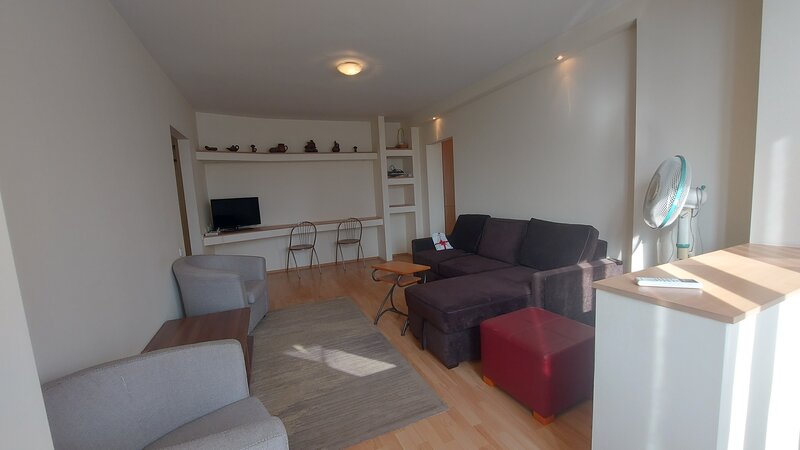Unirii, bd. Dimitrie Cantemir, vanzare 2 cam. renovate,