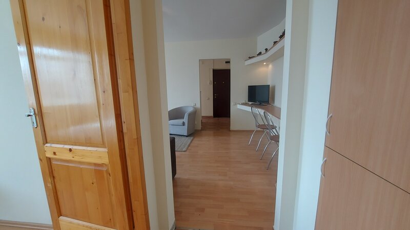 Unirii, bd. Dimitrie Cantemir, vanzare 2 cam. renovate,