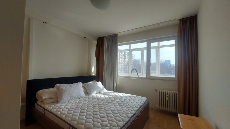 Unirii, bd. Dimitrie Cantemir, vanzare 2 cam. renovate,