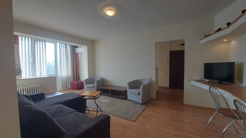 Unirii, bd. Dimitrie Cantemir, vanzare 2 cam. renovate,